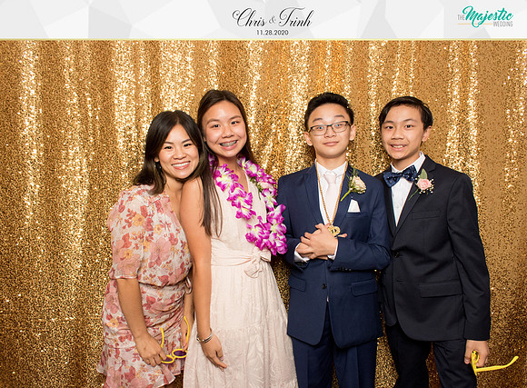 20100 - Trinh + Chris Wedding Photobooth 2020