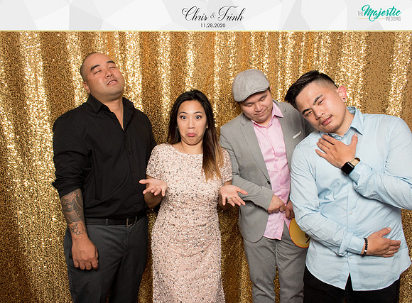 20284 - Trinh + Chris Wedding Photobooth 2020