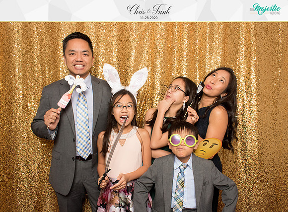 20041 - Trinh + Chris Wedding Photobooth 2020