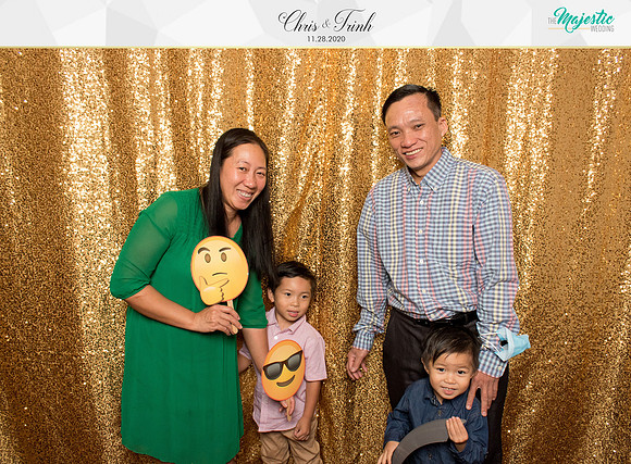 20084 - Trinh + Chris Wedding Photobooth 2020
