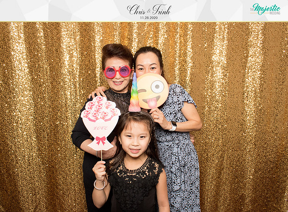20207 - Trinh + Chris Wedding Photobooth 2020