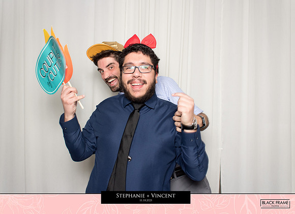 20077 - Stephanie + Vincent Wedding Photobooth 2023