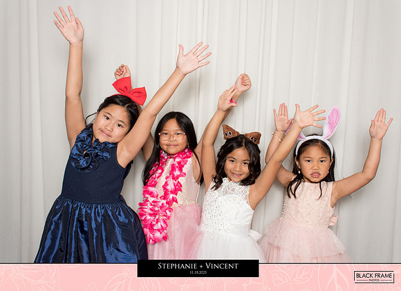 20101 - Stephanie + Vincent Wedding Photobooth 2023