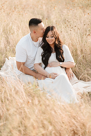 11496 - Amanda + Steven Maternity Announcement 2025