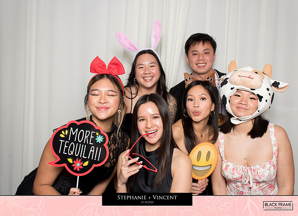 20109 - Stephanie + Vincent Wedding Photobooth 2023