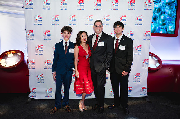 10041 - MIT Club of South Texas Centennial Gala