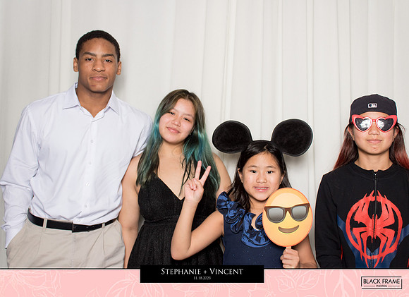 20254 - Stephanie + Vincent Wedding Photobooth 2023