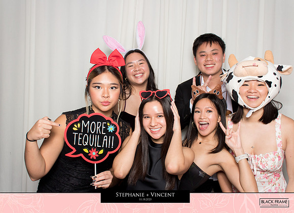 20113 - Stephanie + Vincent Wedding Photobooth 2023