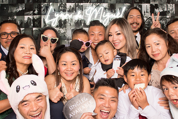 60107 - Lynn + Miguel Wedding Photobooth 2026