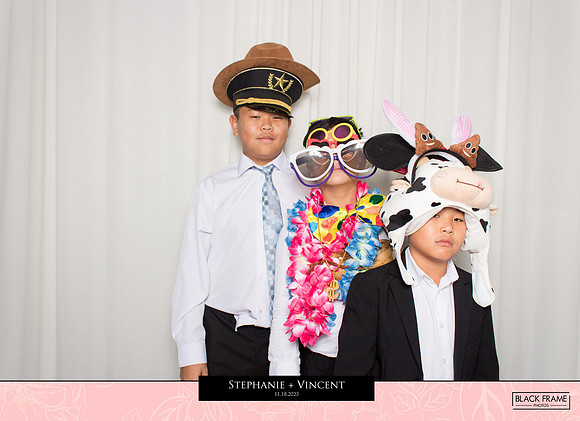 20097 - Stephanie + Vincent Wedding Photobooth 2023
