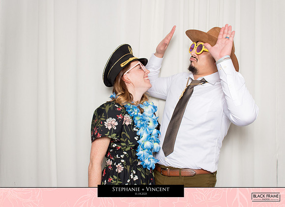 20326 - Stephanie + Vincent Wedding Photobooth 2023