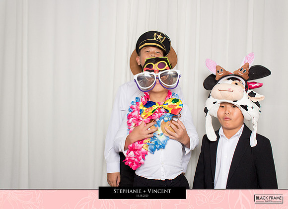 20098 - Stephanie + Vincent Wedding Photobooth 2023