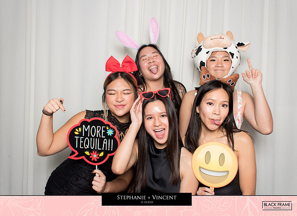 20108 - Stephanie + Vincent Wedding Photobooth 2023