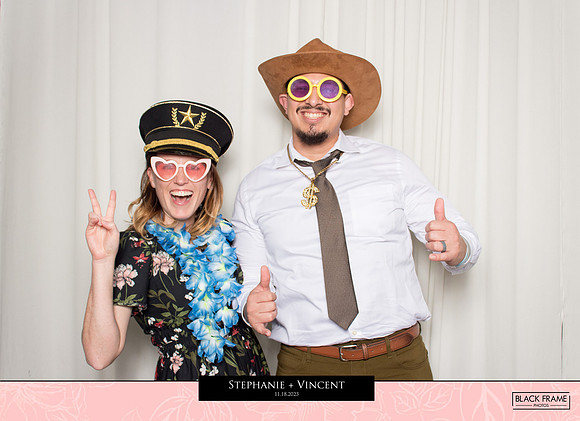 20325 - Stephanie + Vincent Wedding Photobooth 2023