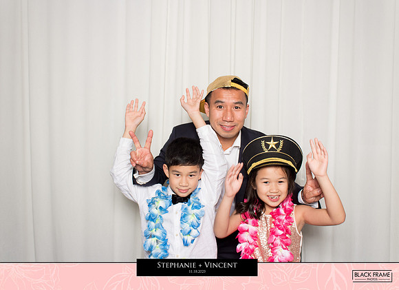 20093 - Stephanie + Vincent Wedding Photobooth 2023