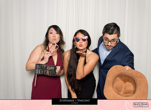 20087 - Stephanie + Vincent Wedding Photobooth 2023