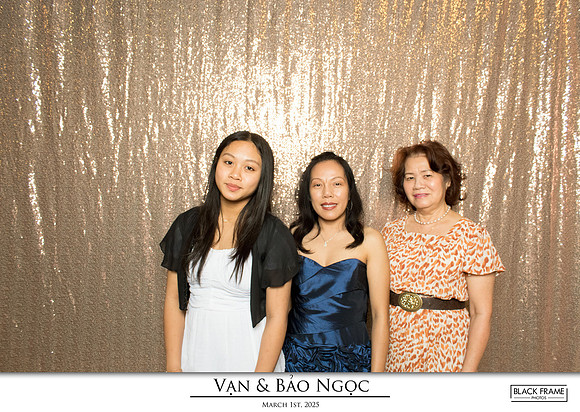 60114 - Bao-Ngoc + Van Wedding Photobooth 2025