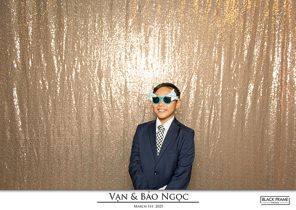 60137 - Bao-Ngoc + Van Wedding Photobooth 2025