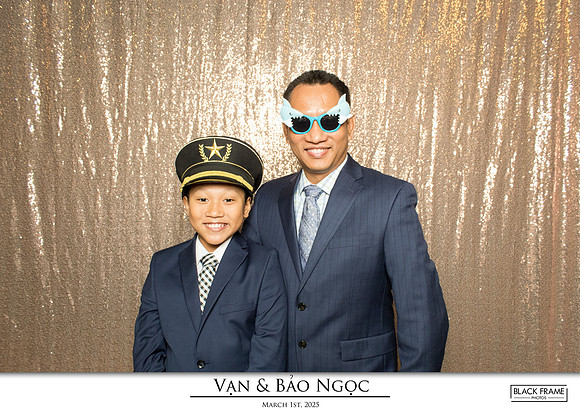 60131 - Bao-Ngoc + Van Wedding Photobooth 2025