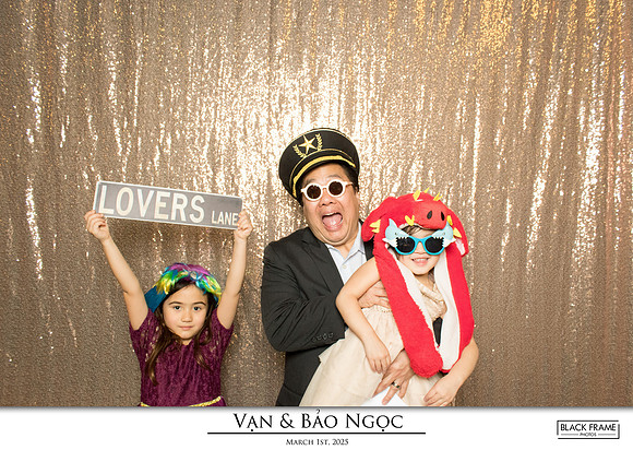 60179 - Bao-Ngoc + Van Wedding Photobooth 2025
