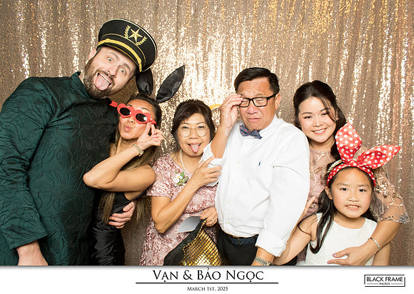 60158 - Bao-Ngoc + Van Wedding Photobooth 2025
