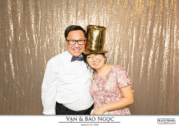 60160 - Bao-Ngoc + Van Wedding Photobooth 2025
