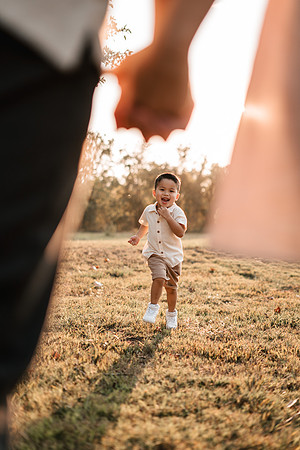 10892 - Thao + David Family Session 2023