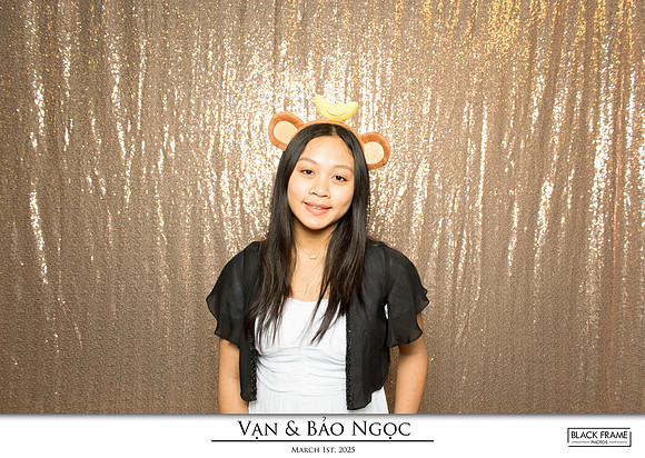 60140 - Bao-Ngoc + Van Wedding Photobooth 2025