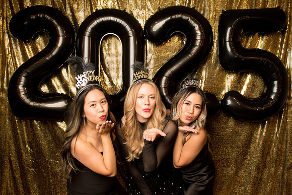 10013 - NYE Photobooth 2025