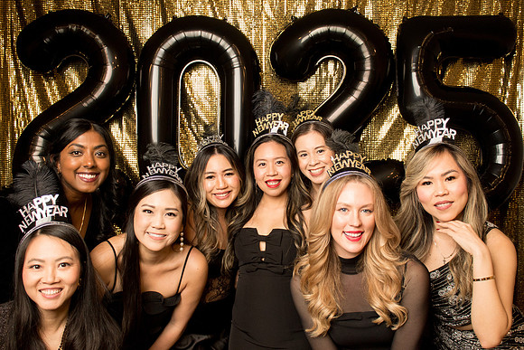 10006 - NYE Photobooth 2025