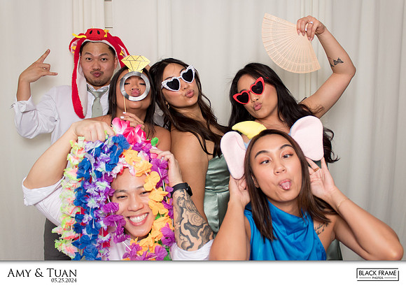 10190 - Amy + Tuan Wedding Photobooth 2024