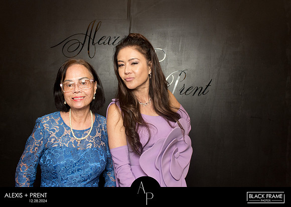70043 - Alexis + Prent Wedding Photobooth 2024