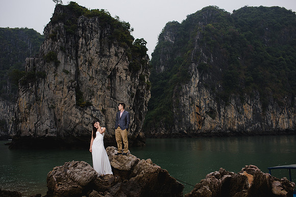 20444 - Emily + Vien VN Engagement 2017 - FB