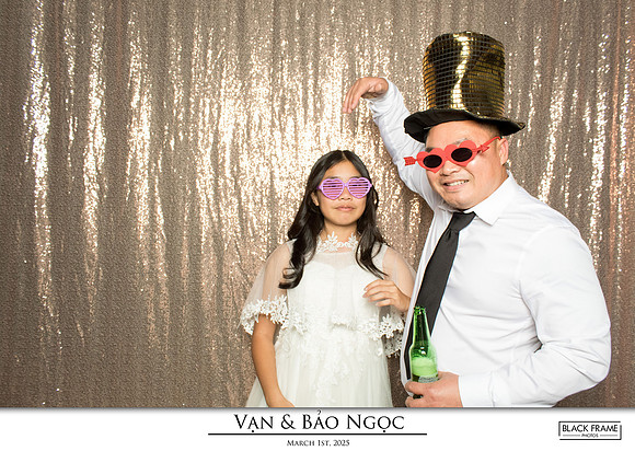 60224 - Bao-Ngoc + Van Wedding Photobooth 2025