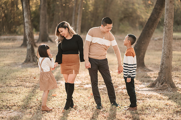 10448 - Tiffany + Mike Family Session 2020
