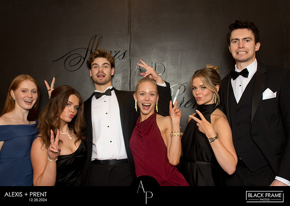 70115 - Alexis + Prent Wedding Photobooth 2024
