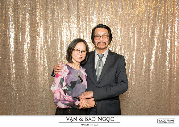 60213 - Bao-Ngoc + Van Wedding Photobooth 2025