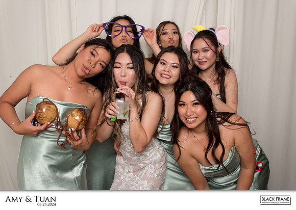 10137 - Amy + Tuan Wedding Photobooth 2024