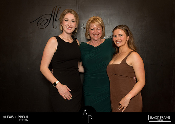 70153 - Alexis + Prent Wedding Photobooth 2024