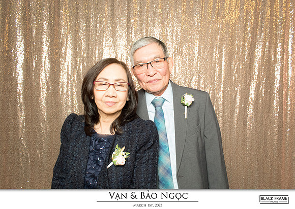 60210 - Bao-Ngoc + Van Wedding Photobooth 2025