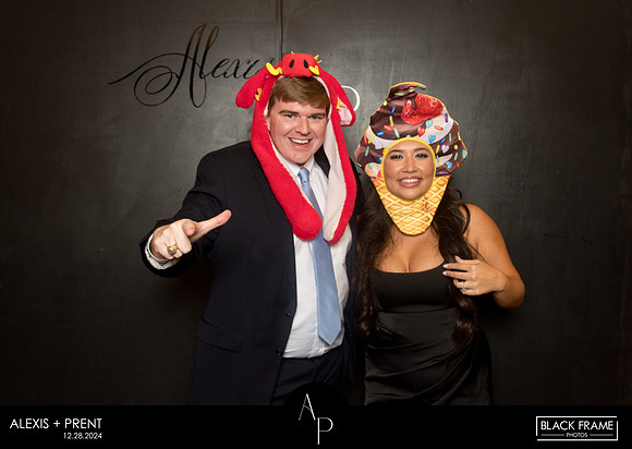 70207 - Alexis + Prent Wedding Photobooth 2024