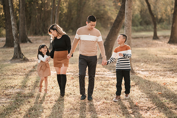 10477 - Tiffany + Mike Family Session 2020