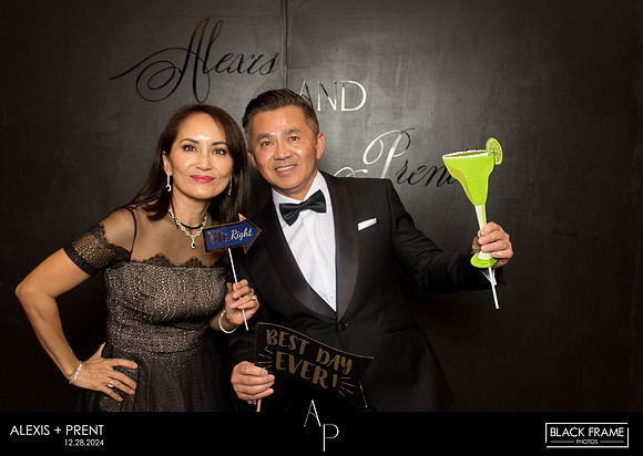 70172 - Alexis + Prent Wedding Photobooth 2024