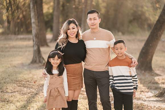 10426 - Tiffany + Mike Family Session 2020