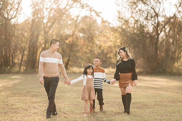 10923 - Tiffany + Mike Family Session 2020
