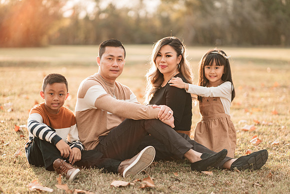 11879 - Tiffany + Mike Family Session 2020