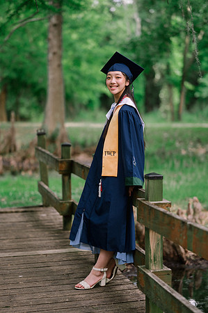 11283 - Aurdrey Bryan Senior Portraits 2025