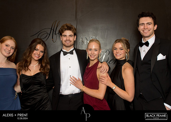 70114 - Alexis + Prent Wedding Photobooth 2024