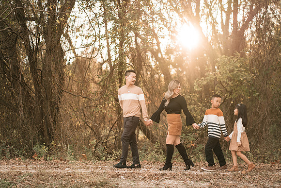 11704 - Tiffany + Mike Family Session 2020