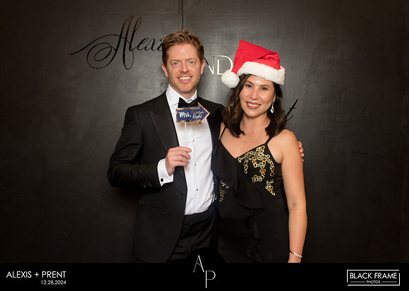 70204 - Alexis + Prent Wedding Photobooth 2024